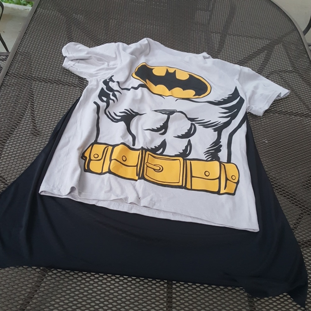 Batman t shirt with cape